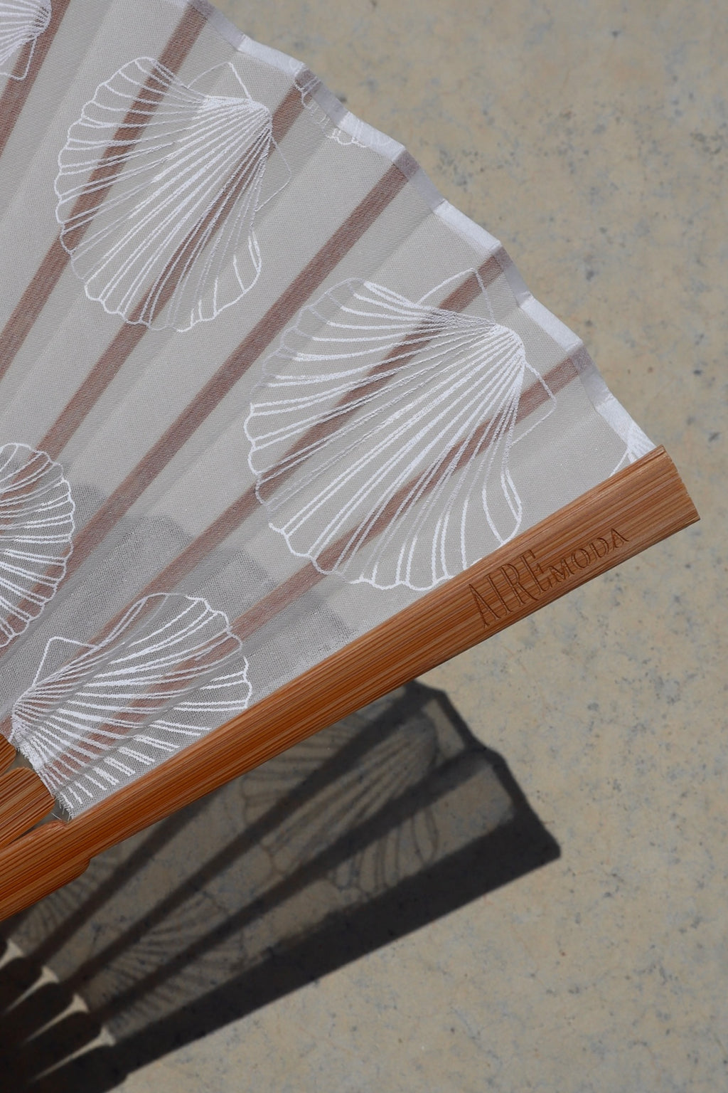 Perla Walnut