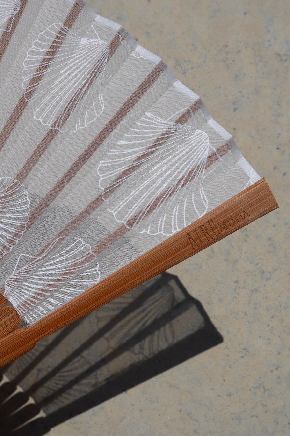 Perla Walnut